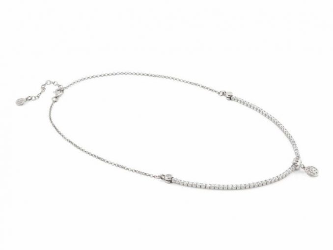 Halskette aus Silber: immer ein willkommenes Geschenk