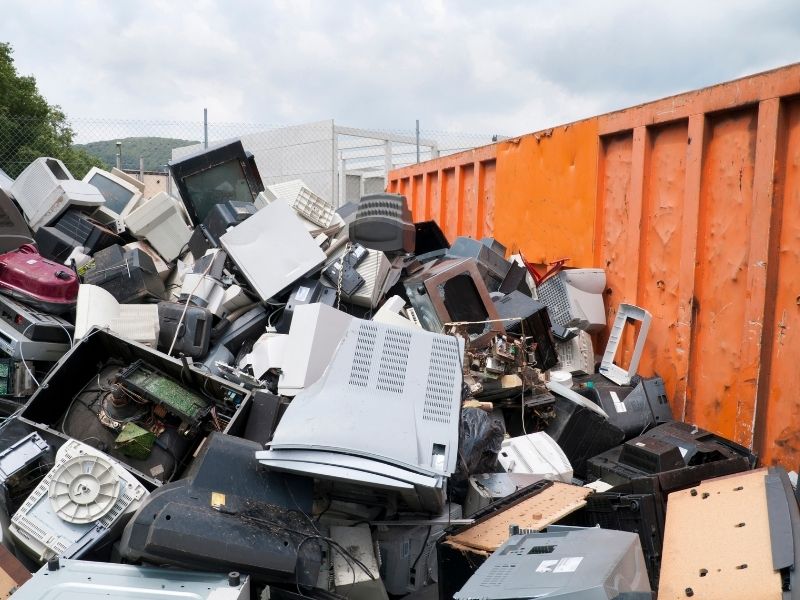 Schlechte Sammlung von Elektroschrott und Altbatterien verschärft Rohstoffabhängigkeit