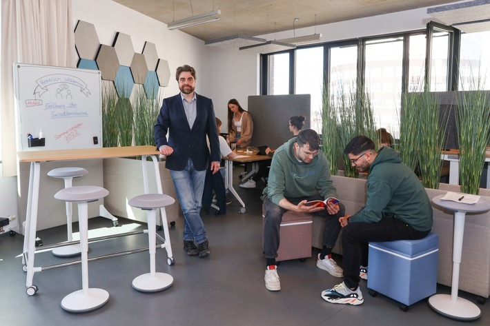 Hochschule Bremerhaven eröffnet neue Selbstlernräume mit moderner Ausstattung