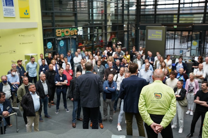 25. Lokaljournalismus-Forum: Deutschlands Lokal-Presse besucht das KlimahausBremerhaven