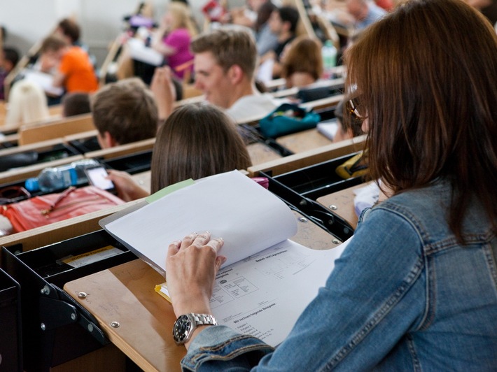 Online zum Studienplatz: Die Universität Bremen informiert