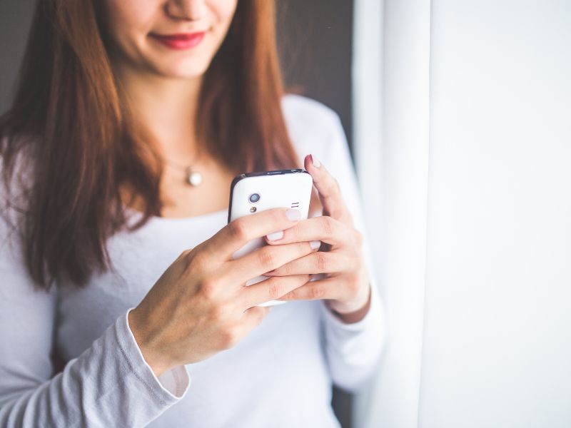 Land unterstützt Weiterentwicklung der Plattdeutsch-Sprachlern-App „PlattinO"q