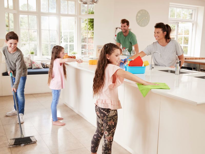 Wo bleibt die Zeit? - Haushalte mit Kindern gesucht, die an drei Tagen ein Tagebuch führen