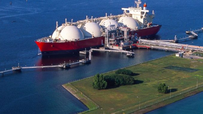 Zweites LNG-Terminalschiff in Wilhelmshaven soll ohne Chlor-Biozid auskommen