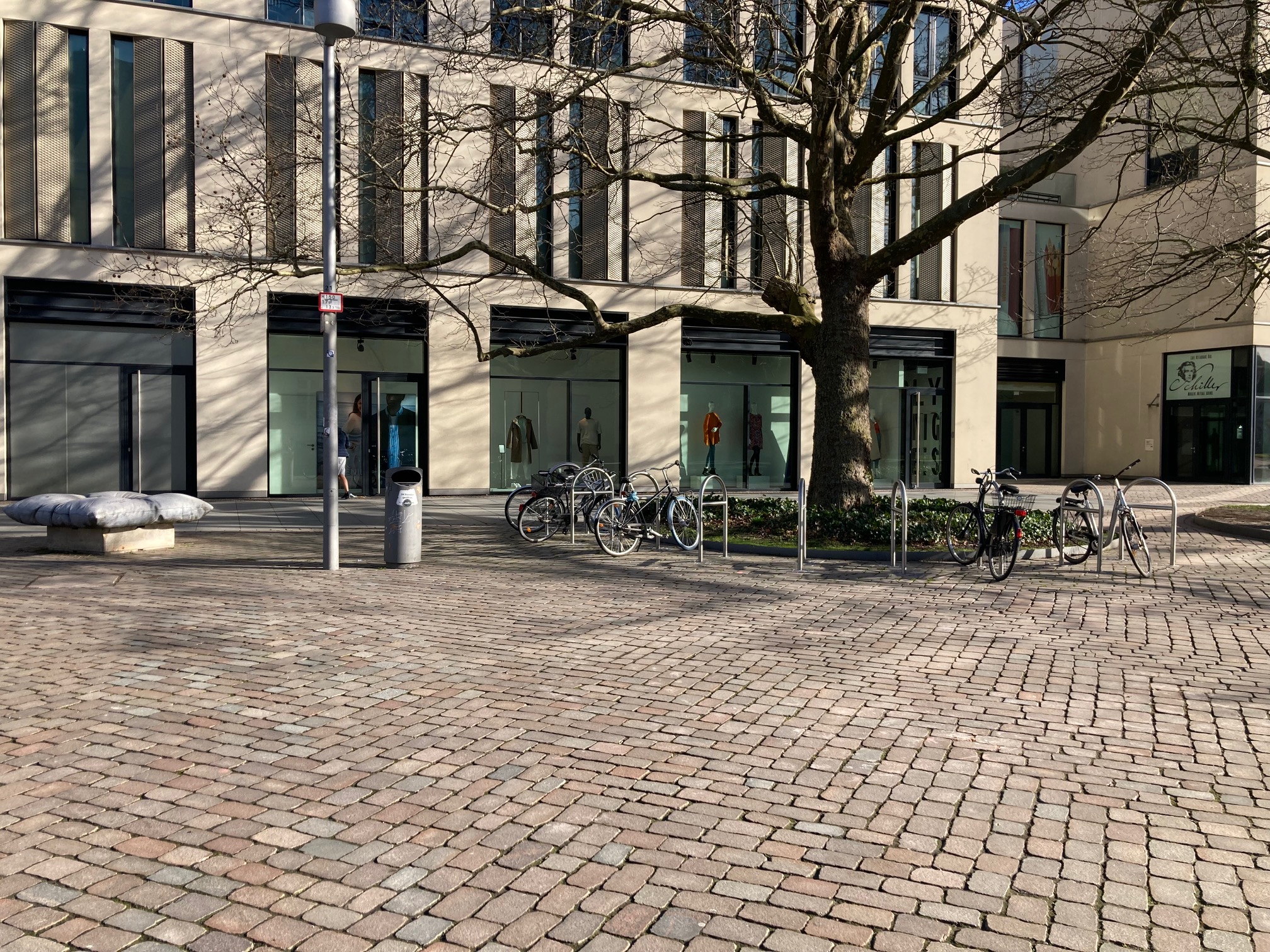Ostermarkt: Veränderte Fahrradabstellmöglichkeiten auf dem Schlossplatz