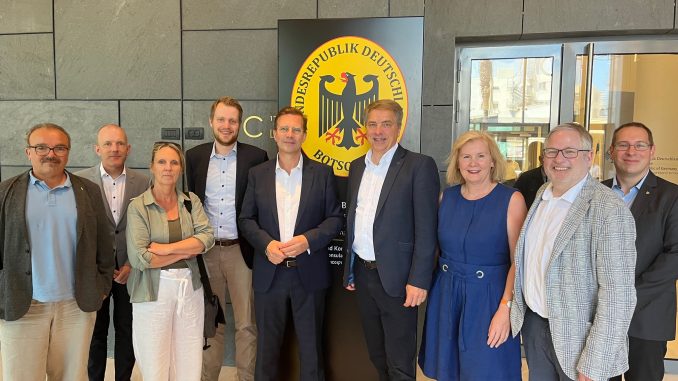 Oldenburger Delegation um Oberbürgermeister Krogmann besucht israelische Partnerkommune Mateh Asher
