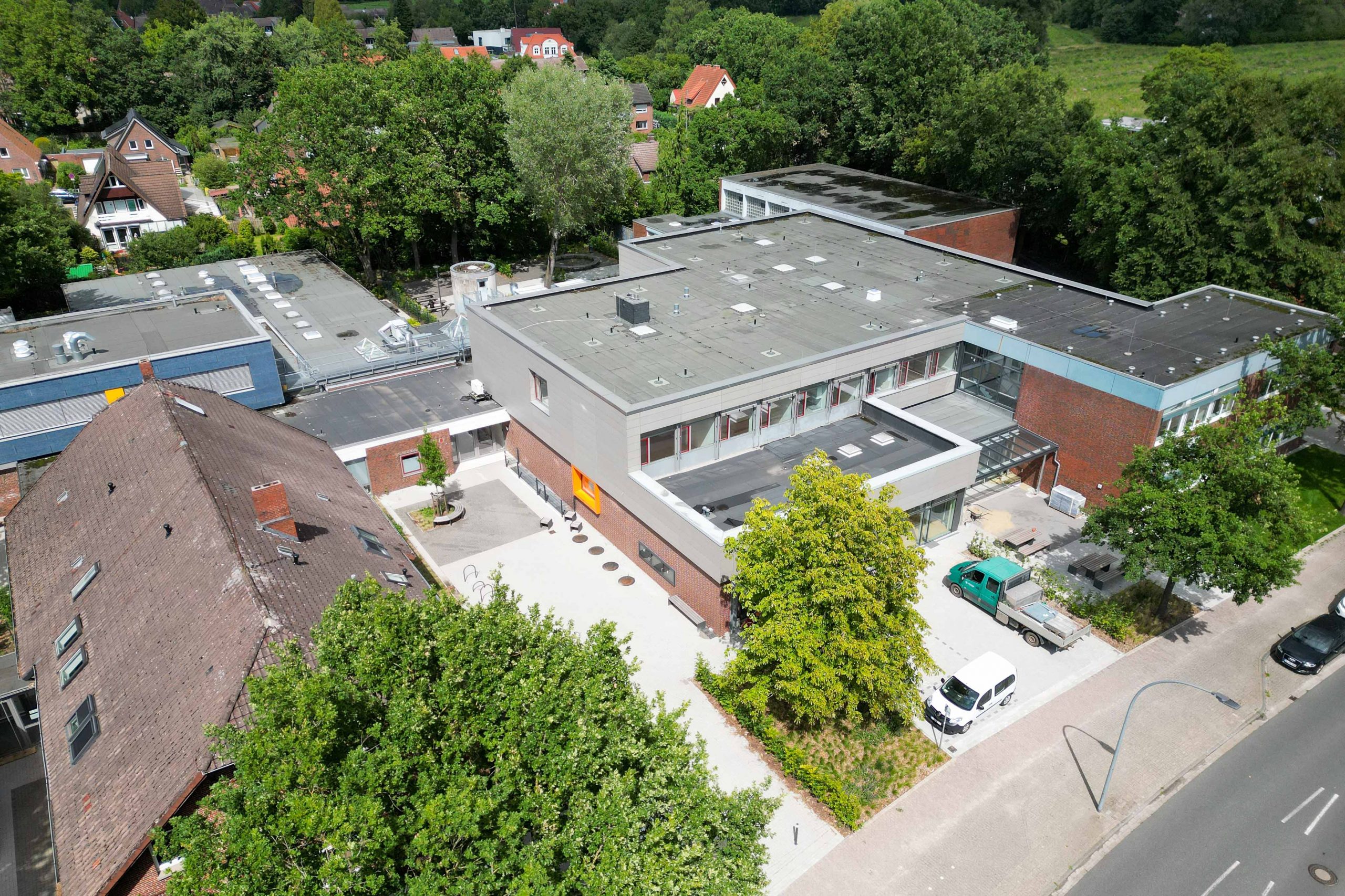 Vier auf einen Streich: Ein Haus für die Jugend und mehr