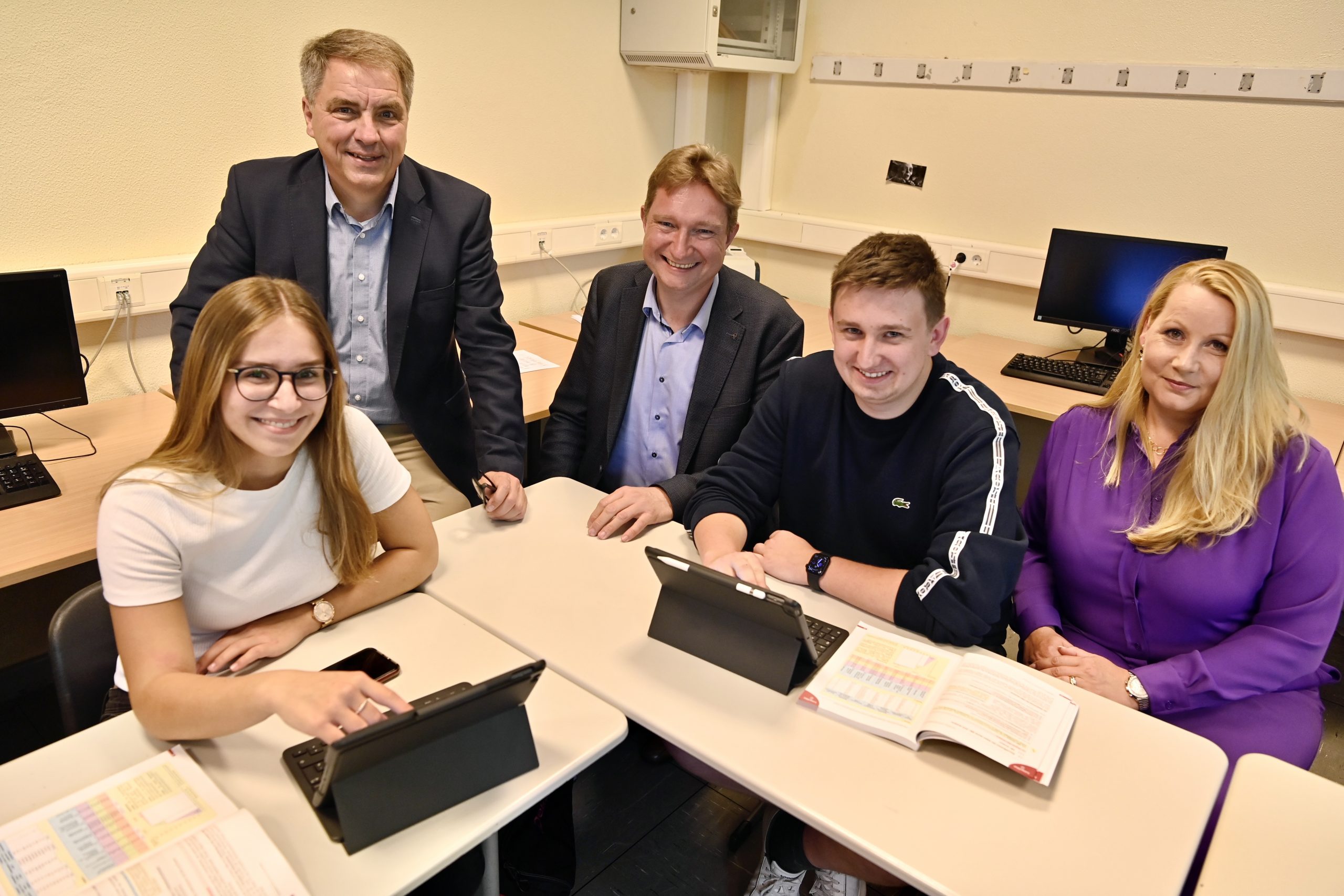 Verlässliche Schul-IT für einen zeitgemäßen Unterricht