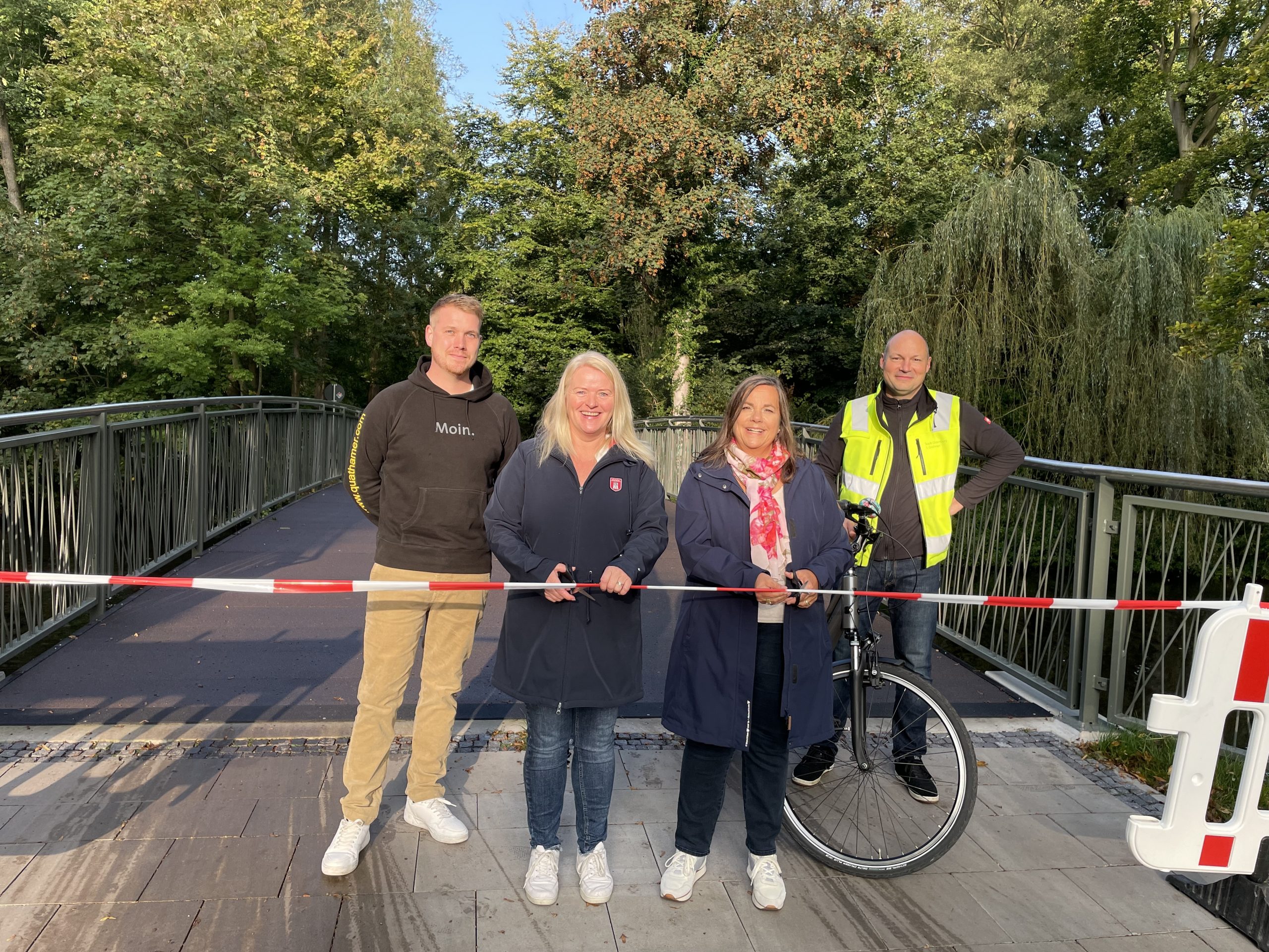 Neue Brücke über Mühlenhunte offiziell eröffnet