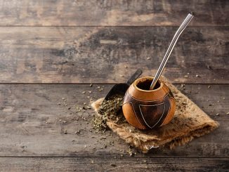 Mate Tee als natürlicher Energiespender: Mythen und Fakten