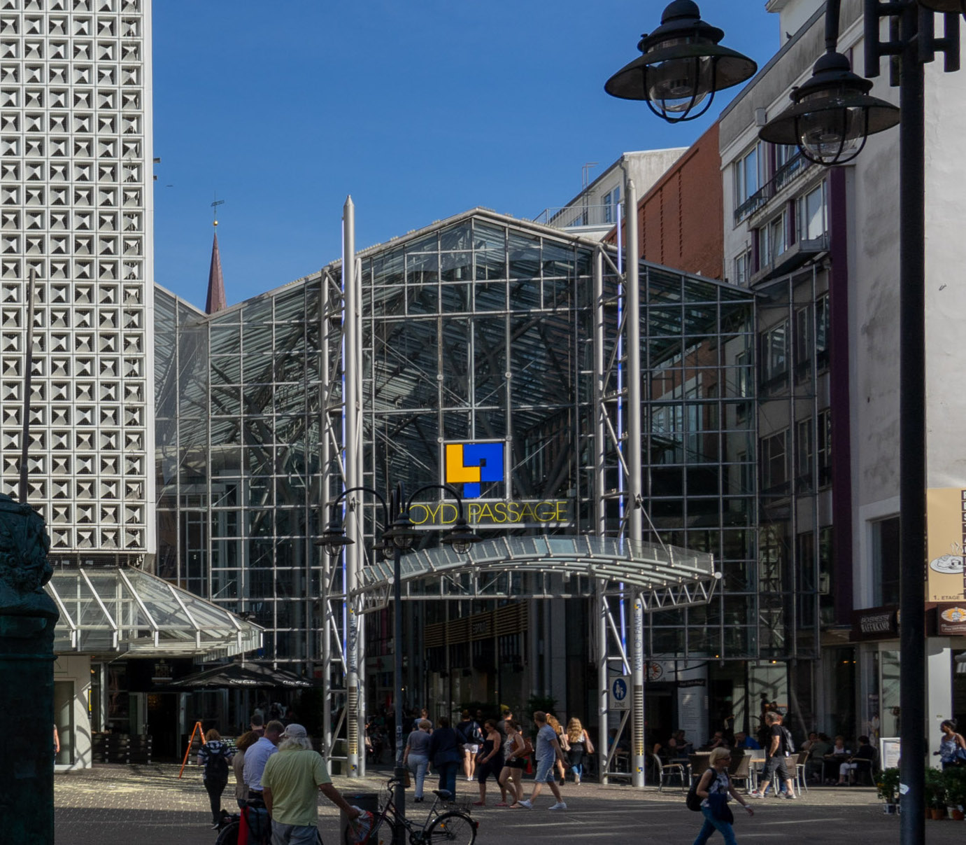 Weihnachtlicher Markt in der LLOYD PASSAGE