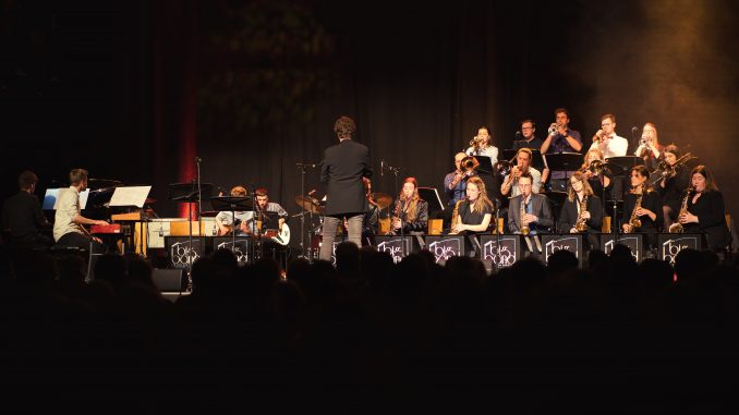 Bigband der Universität Oldenburg spielt zum Semesterabschluss