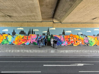 „Oldenburg bleibt bunt“: Wandbild der Oldenburger Jugendwerkstatt ziert Brücke am Johann-Justus-Weg