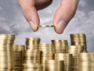 Tagesgeld oder Festgeld? Ein detaillierter Vergleich für moderne Anlegerinnen und Anleger