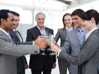 So nutzen Unternehmen ihr Firmenjubiläum für erfolgreiches Employer Branding und Kundenbindung