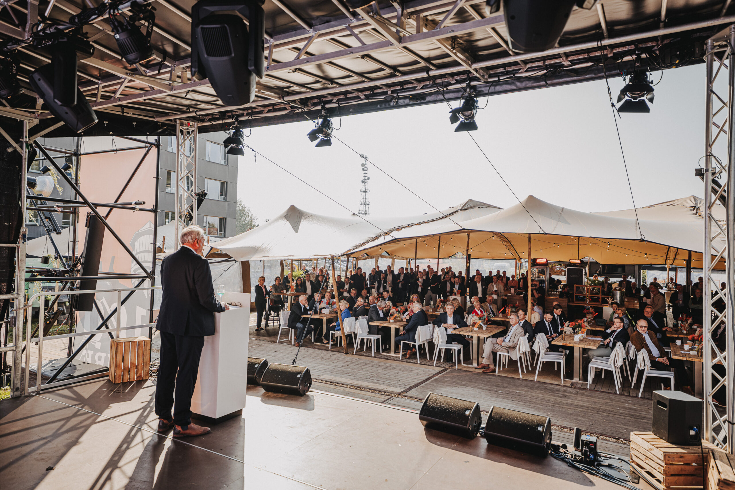 So nutzen Unternehmen ihr Firmenjubiläum für erfolgreiches Employer Branding und Kundenbindung