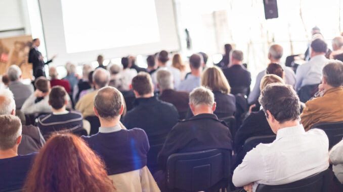 Hochschule Bremerhaven lädt zu Informationsabend für Eltern ein