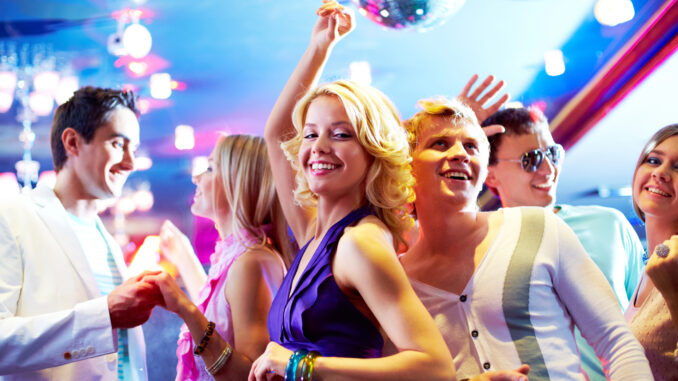 Tanz in den Mai mit Afterburner im Kulturbahnhof Vegesack