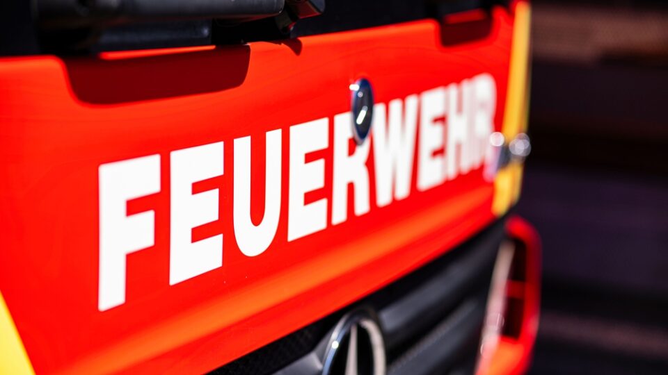 Garagenbrand am Oldenburger Bahnhofsplatz: Zwei Bewohner leicht verletzt