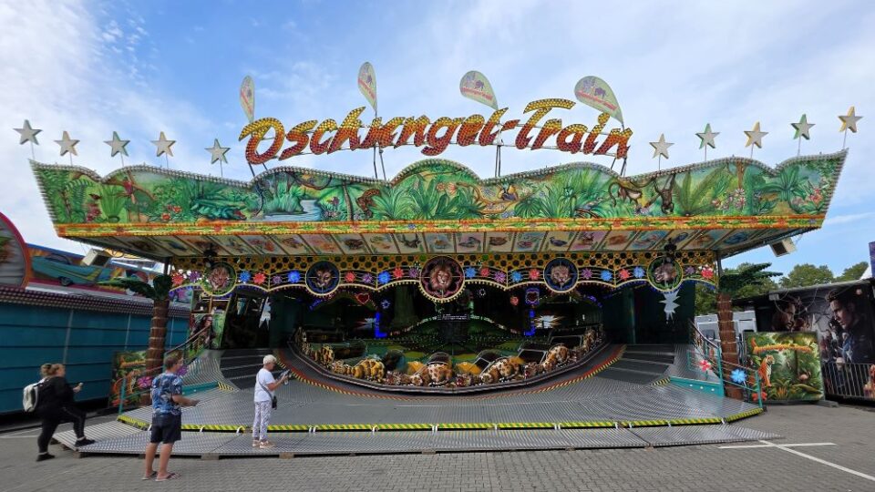 Vegesacker Markt 2026 startet heute: Neue Fahrgeschäfte und großer Festumzug