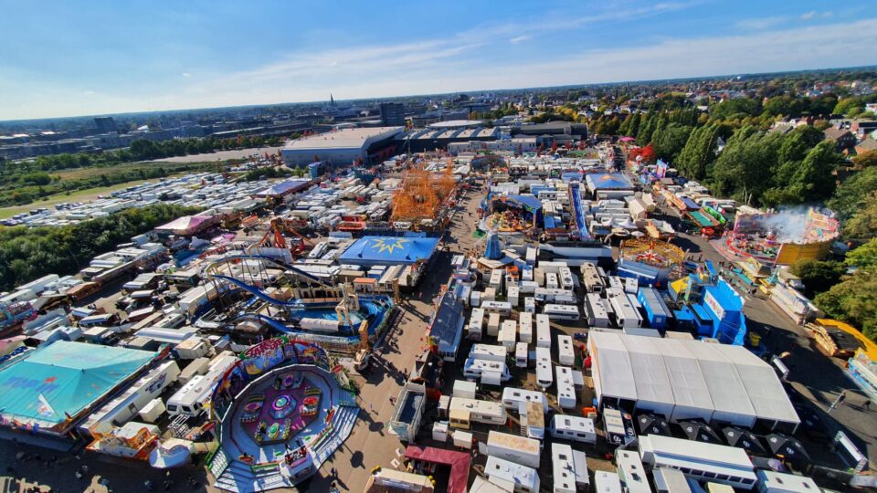 Stressfrei zum Oldenburger Kramermarkt: Parkplätze, Verkehrsführung und Park+Ride im Überblick